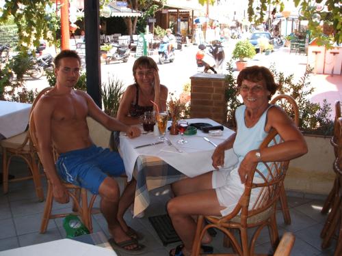 <img:http://elftown.heddate.com/img/photo/129457_1124488724.jpg>