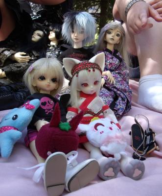 <img0*400:stuff/21%20my%20FanExpo%20BJD%20MU%202010.jpg>