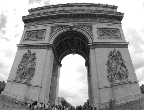 <img500*382:stuff/Arc_de_Triumph.jpg>