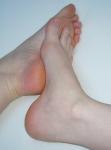 <img0*150:stuff/ArthemisFeet08.jpg>