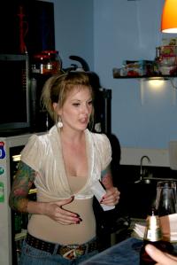 <img200*0:stuff/Aug13-06_0081.jpg>