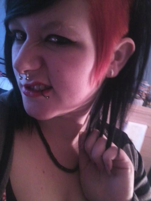 <img500*666:stuff/Baby%2c_it%27s_a_little_more_than_just_a_fantasy.jpg>