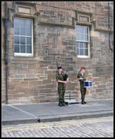 <img0*200:stuff/Bagpipes%20and%20drum.jpg>