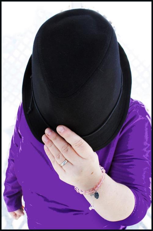 <img500*755:stuff/Bald_hat_lol.jpg>