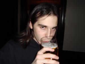 <img300*0:stuff/Beer-drinking.jpg>
