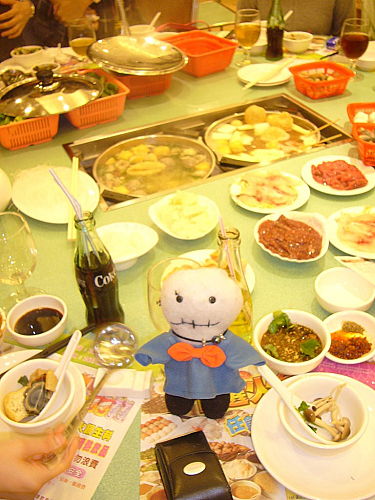 <img:stuff/Bob%20at%20hotpot%20dinner.jpg>