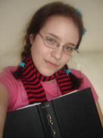 <img:http://elftown.heddate.com/stuff/Book_worm..jpg?y=0&x=150>