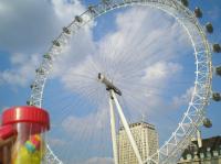 <img200*0:stuff/C%3ADocuments%20and%20SettingsAllisonBureaubladVakantie%20foto%27s%20engeland126.bmp.jpg>