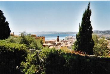 <img:stuff/C%3ADocuments%20and%20SettingskomuMijn%20documentenMijn%20afbeeldingenfoto%27s%20Marseille%202005Scannen0009.jpg?y=250>