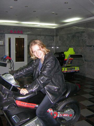 <img:stuff/C%3AFENRIRARTmy%20picturesFotosusmebike...JPG>