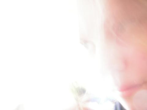<img:stuff/C%3AFENRIRARTmy%20picturesFotosusmelight.JPG>