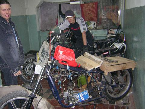 <img:stuff/C%3AFENRIRARTmy%20picturesFotosusmotoDSCN2226.JPG>