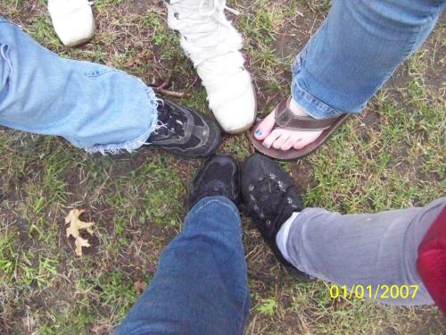 <img500*375:stuff/Circle_of_SHOES%21.jpg>