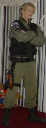 <img150*0:http://elftown.heddate.com/stuff/CompleteUniform.jpg>