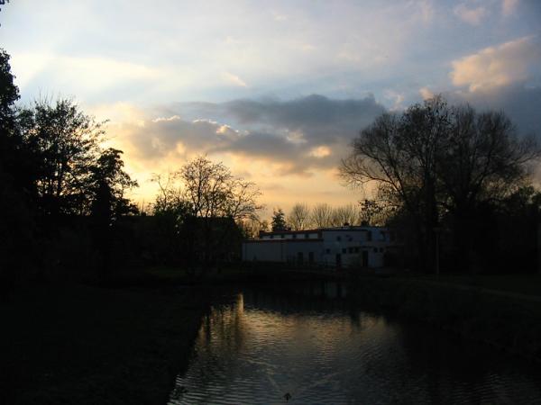 <img600*0:stuff/Culemborg_riversidesunset.jpg>