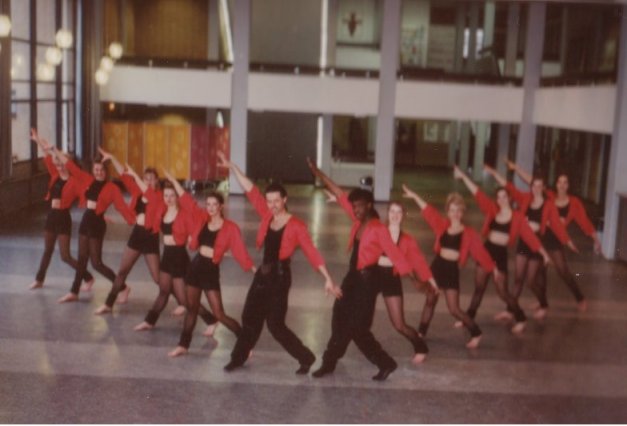 <img:stuff/Dance02.jpg>