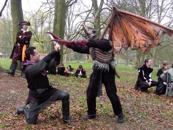 <img600*0:stuff/Demon-Fight01.jpg>