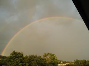<img300*0:stuff/Double_Rainbow_all_the_way.jpg>