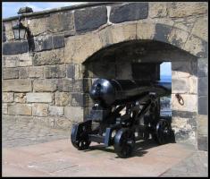 <img0*200:stuff/Edinburgh%20Castle%206.jpg>