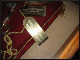 <img0*200:stuff/Edinburgh%20Castle%20Key%20close-up.jpg>