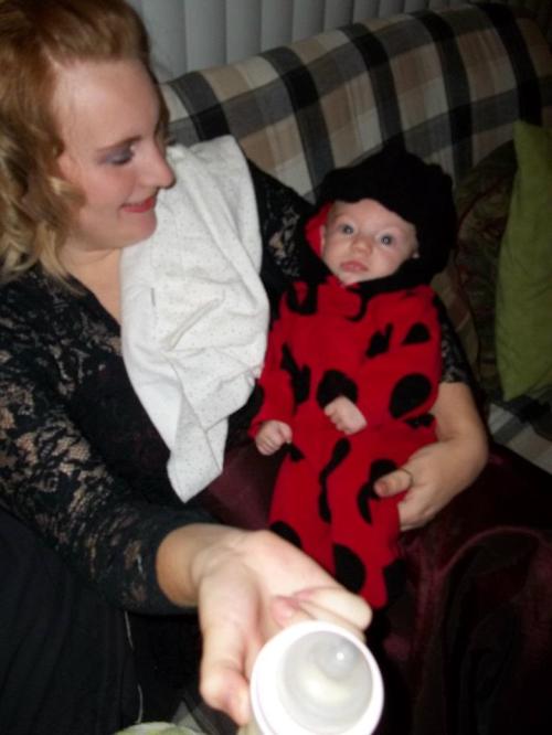 <img500*666:stuff/Elayna%27s_first_Halloween_.jpg>