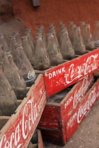 <img200*0:stuff/Empty_Bottles_II.jpg>