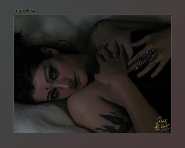 <img600*0:stuff/Eyes-of-Rae.jpg>