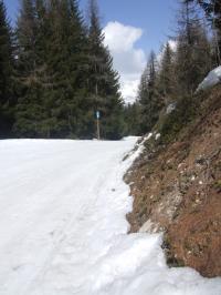 <img200*0:stuff/FP_FranceSkiing_105.jpg>