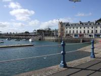 <img200*0:stuff/FP_Torquay_007.jpg>