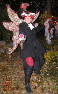 <img0*400:stuff/FaeryPirate2%20S09.jpg>