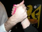 <img150*0:stuff/Female_and_male_hands.jpg>