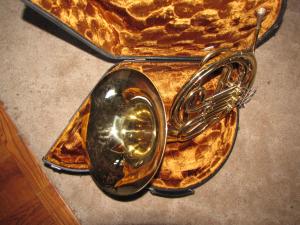 <img300*0:stuff/French_Horn_Bell.jpg>