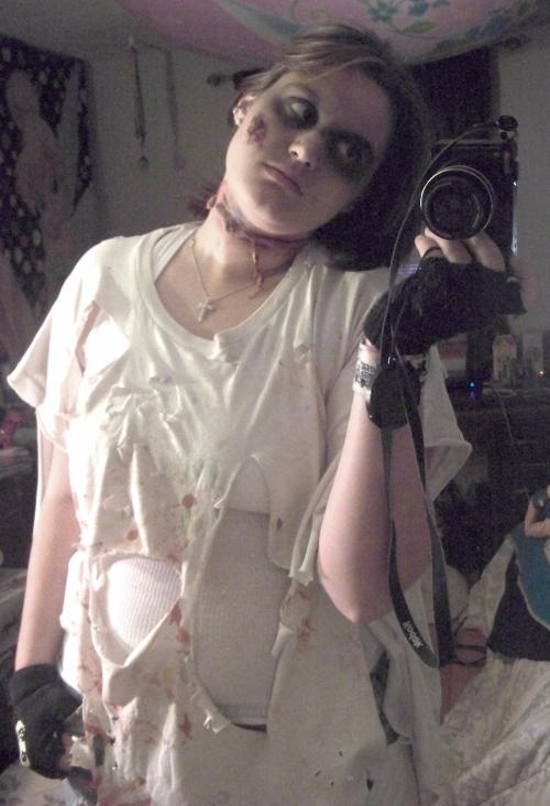 <img500*732:stuff/Full_Costume.jpg>