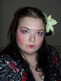 <img250*0:stuff/Geisha_Face_Inspired_1.jpg>