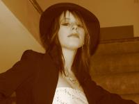 <img200*0:stuff/Glamor%20Chantal.jpg>