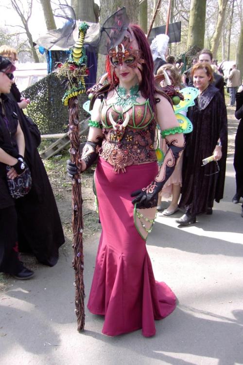 <img500*0:stuff/Great-outfit.jpg>