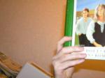 <img150*0:stuff/Hand_holding_book.jpg>