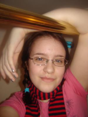 <img300*0:stuff/Hanging_around..jpg>