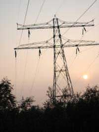 <img200*267:stuff/High_Voltage_II.jpg>