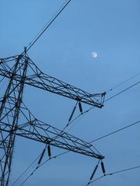 <img200*0:stuff/High_Voltage_IV.jpg>