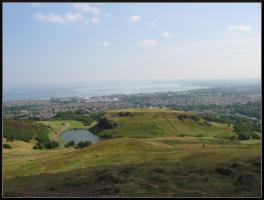 <img0*200:stuff/Holyrood%20Park%205.jpg>