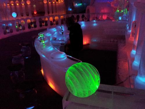 <img500*375:stuff/Ice_Bar.jpg>