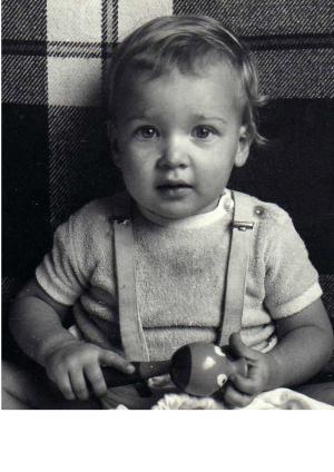 <img300*0:stuff/IskeVeryYoung.jpg>