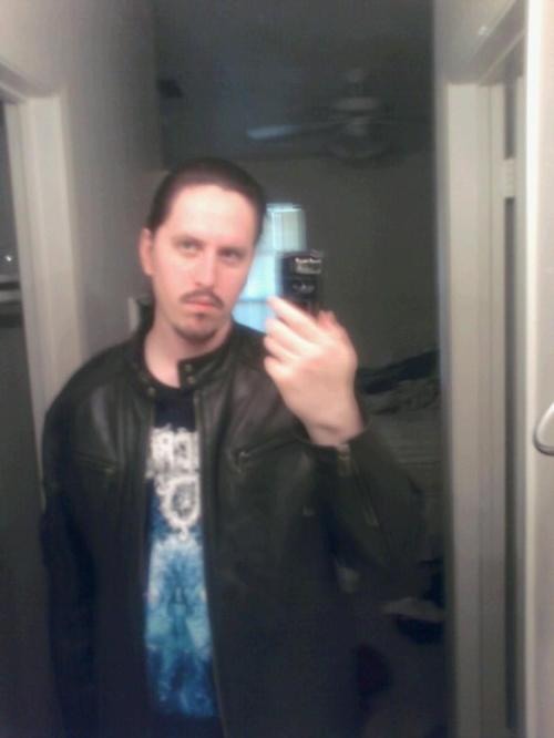 <img500*666:stuff/Just_a_bit_of_me.jpg>