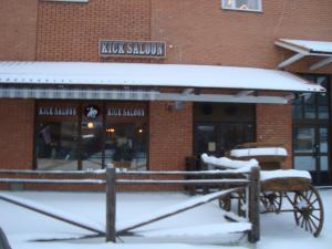 <img300*0:stuff/Kick_Saloon.jpg>