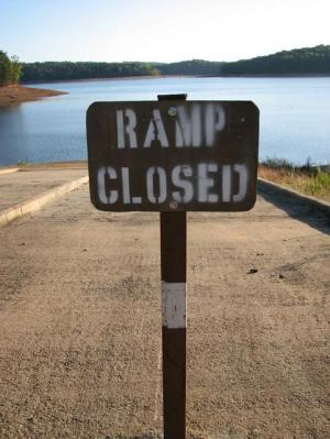 <img300*0:stuff/Lake_Lanier.jpg>