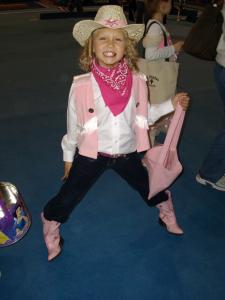 <img0*300:stuff/Little_Miss_Annie_Oakley.jpg>