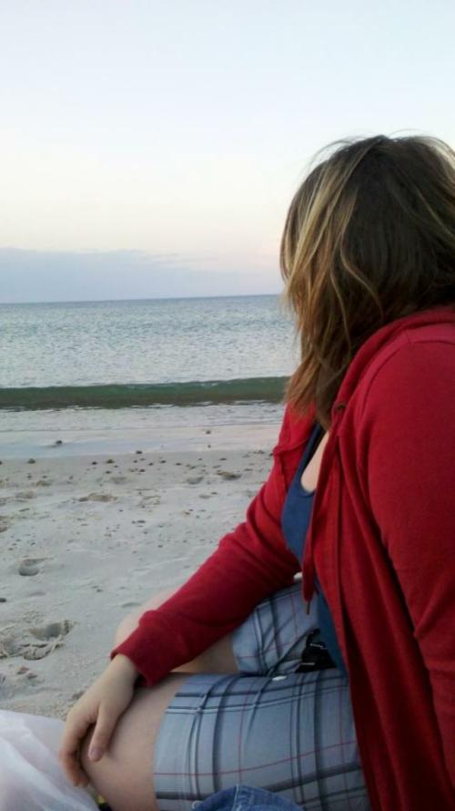 <img500*890:stuff/Looking_out_at_the_Ocean.jpg>