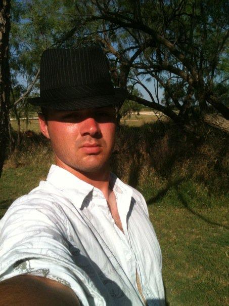 Me_107_degrees