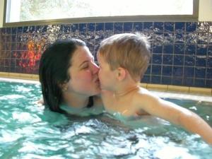 <img300*0:stuff/Me_and_Joshie..jpg>